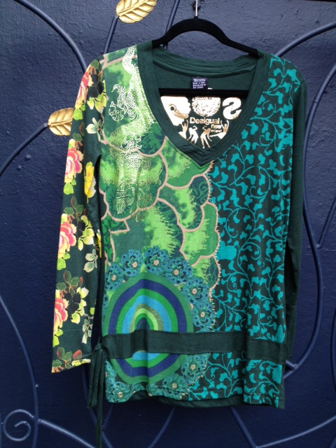 DEsigual.new.top | angelvancouver