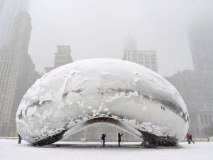 Late Season Midwest Winter Storm Brings Snow To Chicago