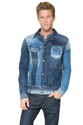 Desigual jean jacket for men. Spring-Summer 2016. A mix of old and new denim.